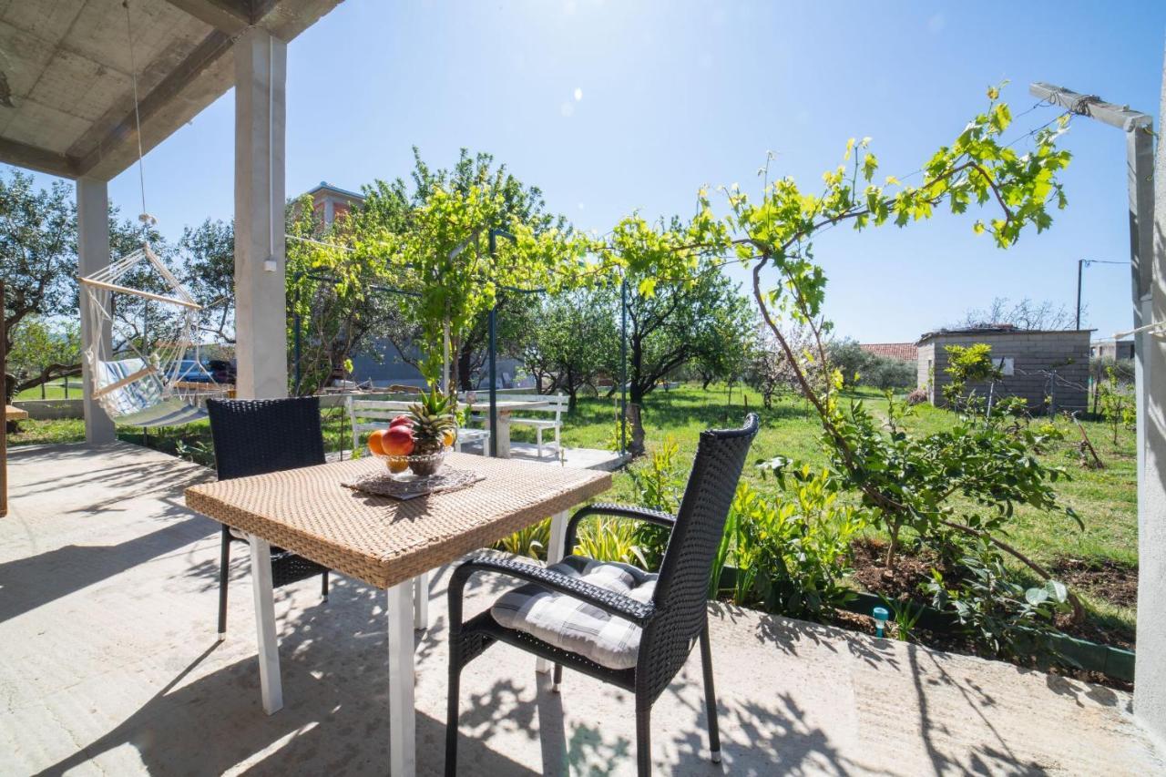 Apartment Livaja Kastel Novi Bagian luar foto