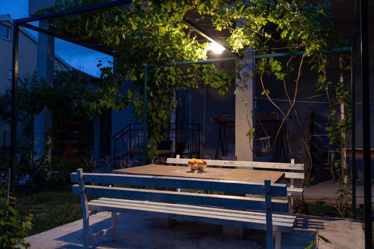 Apartment Livaja Kastel Novi Bagian luar foto
